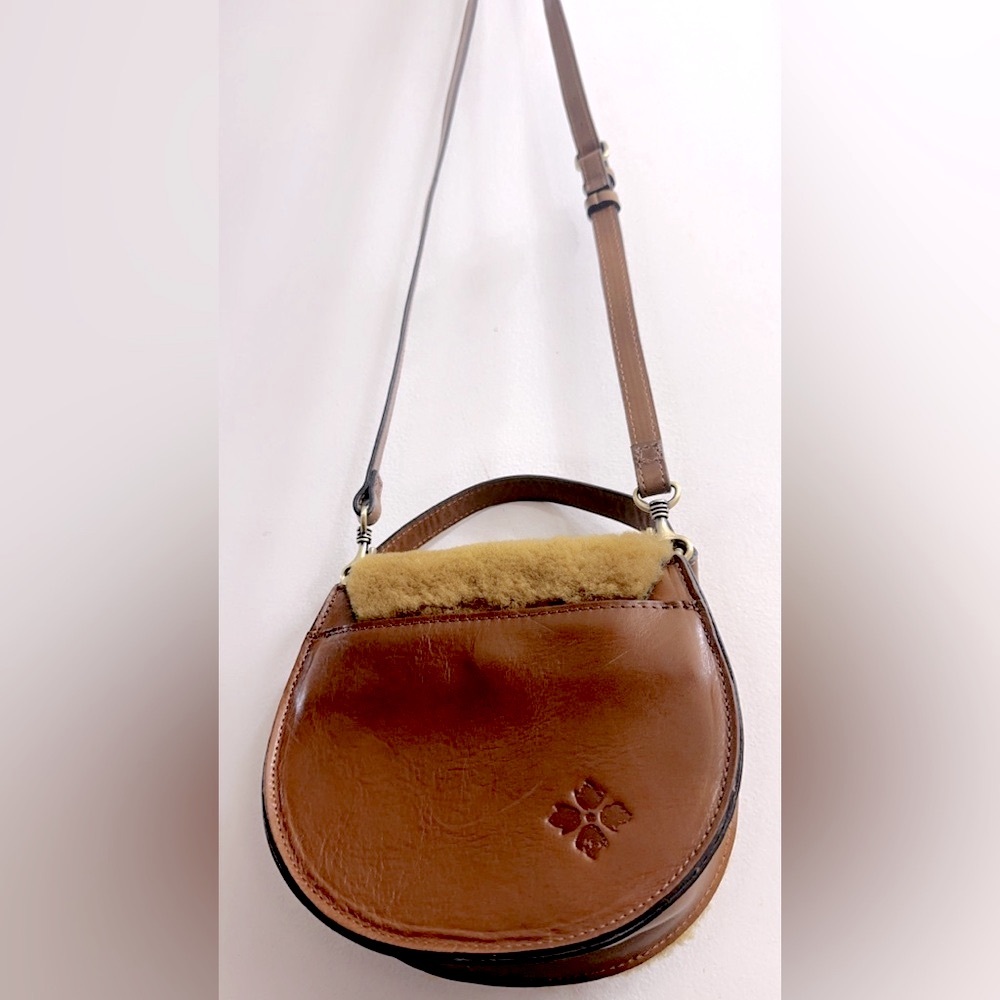 Patricia Nash Rare Shearling Annfield Crossbody  7.5 X 7 Leather Sherpa LIKE NEW - Picture 4 of 8